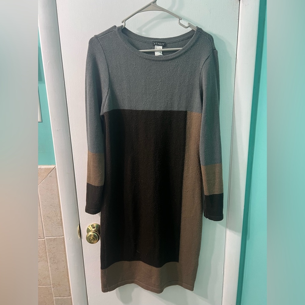 VENUS Charcoal Knit Dress